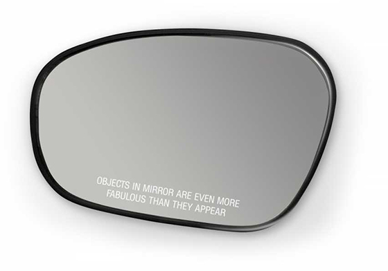 Dikiz Aynası Şeklinde Makyaj Aynası